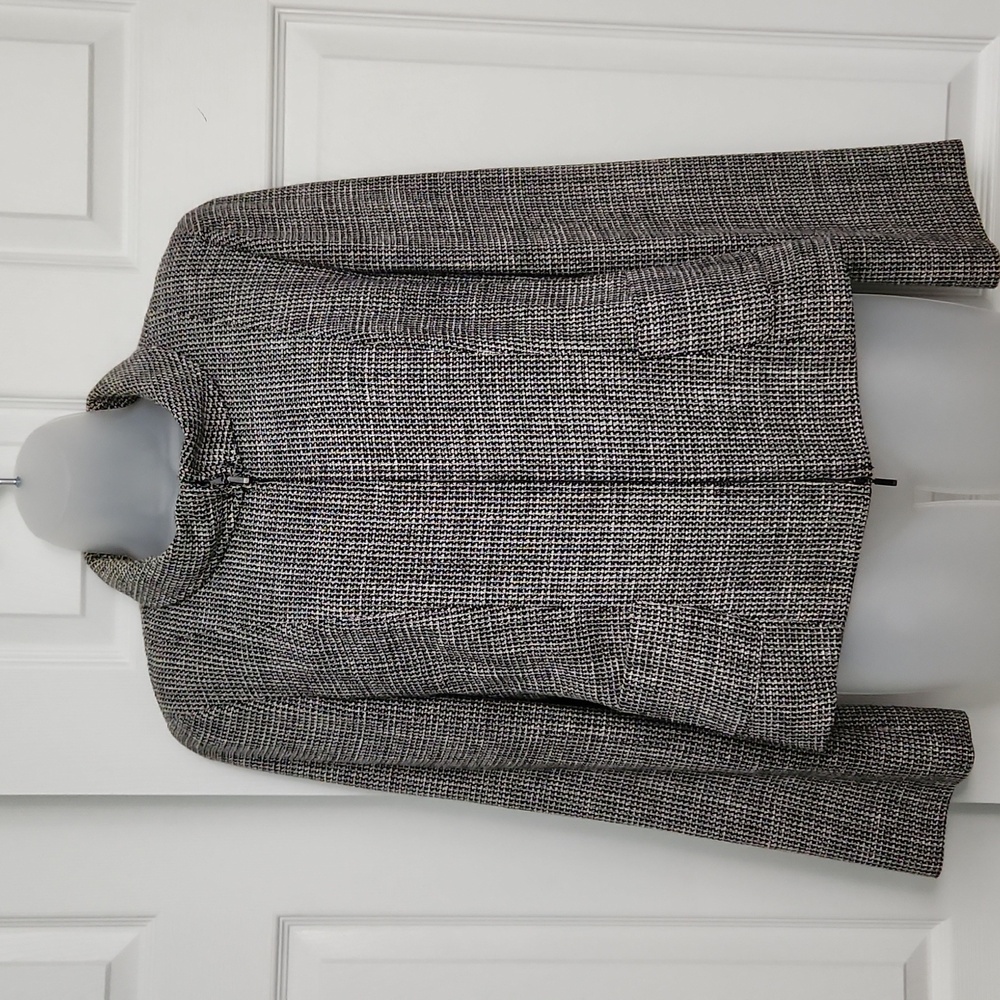 Armani Collezioni Wool Blend Cropped Zip-up Blazer Jacket, Size 12